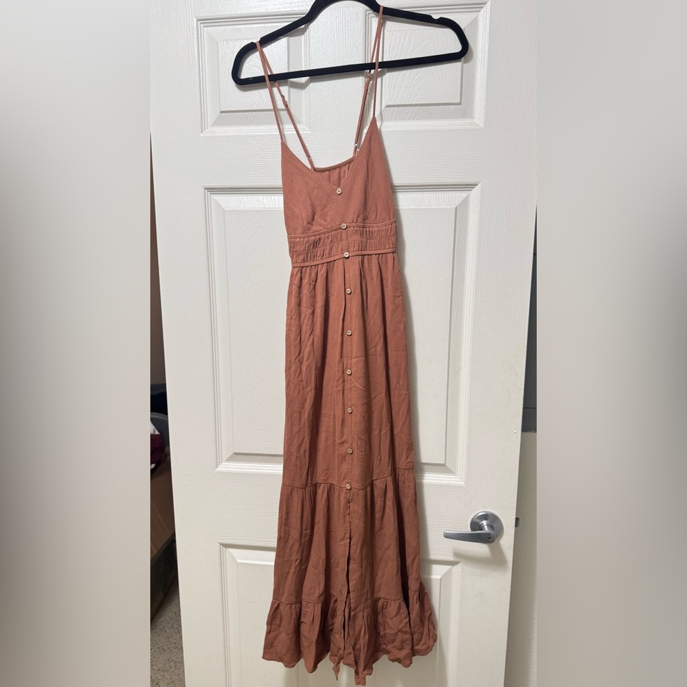 BE COOL Terracotta Button-Front Maxi Dress - Picture 5 of 8